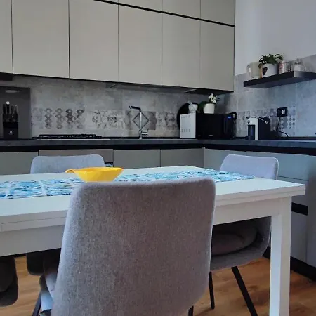 Elerea Apartment